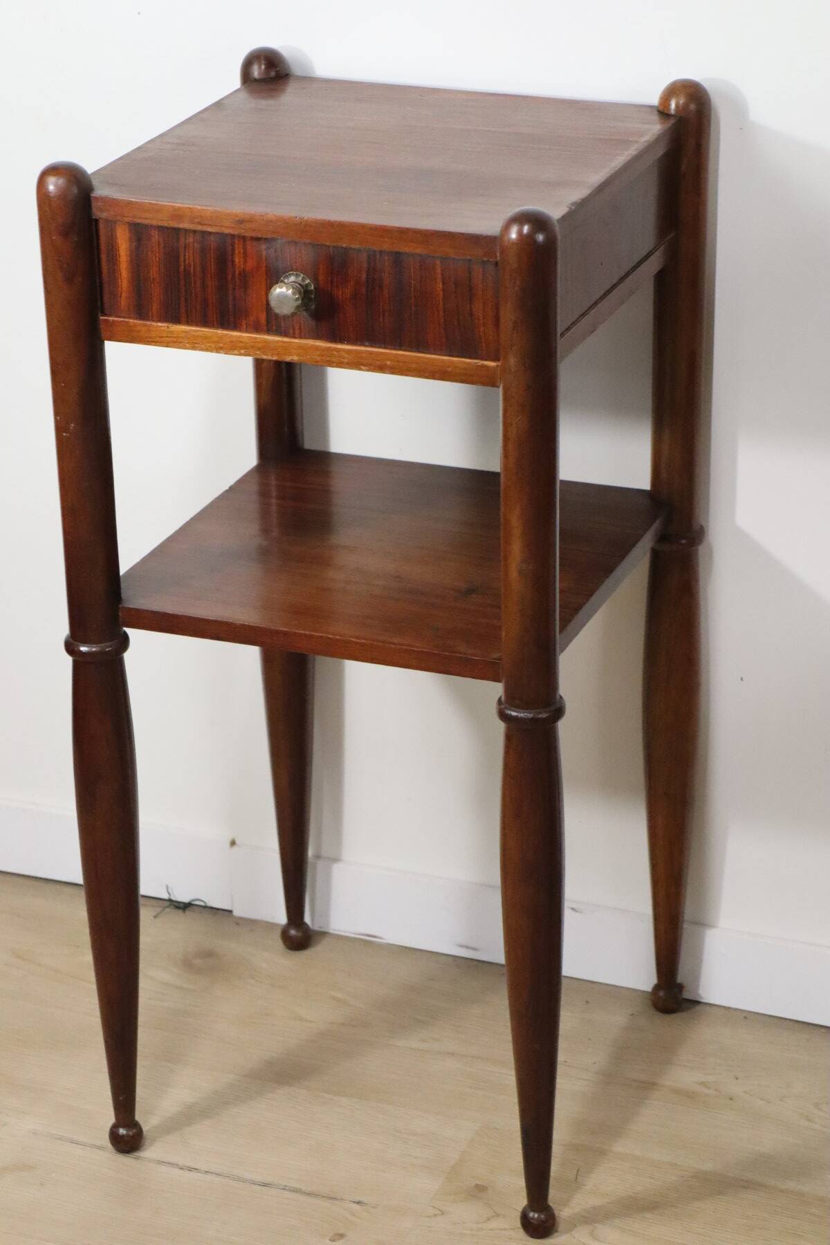 Art Deco pair of nightstands in walnut – 1940s