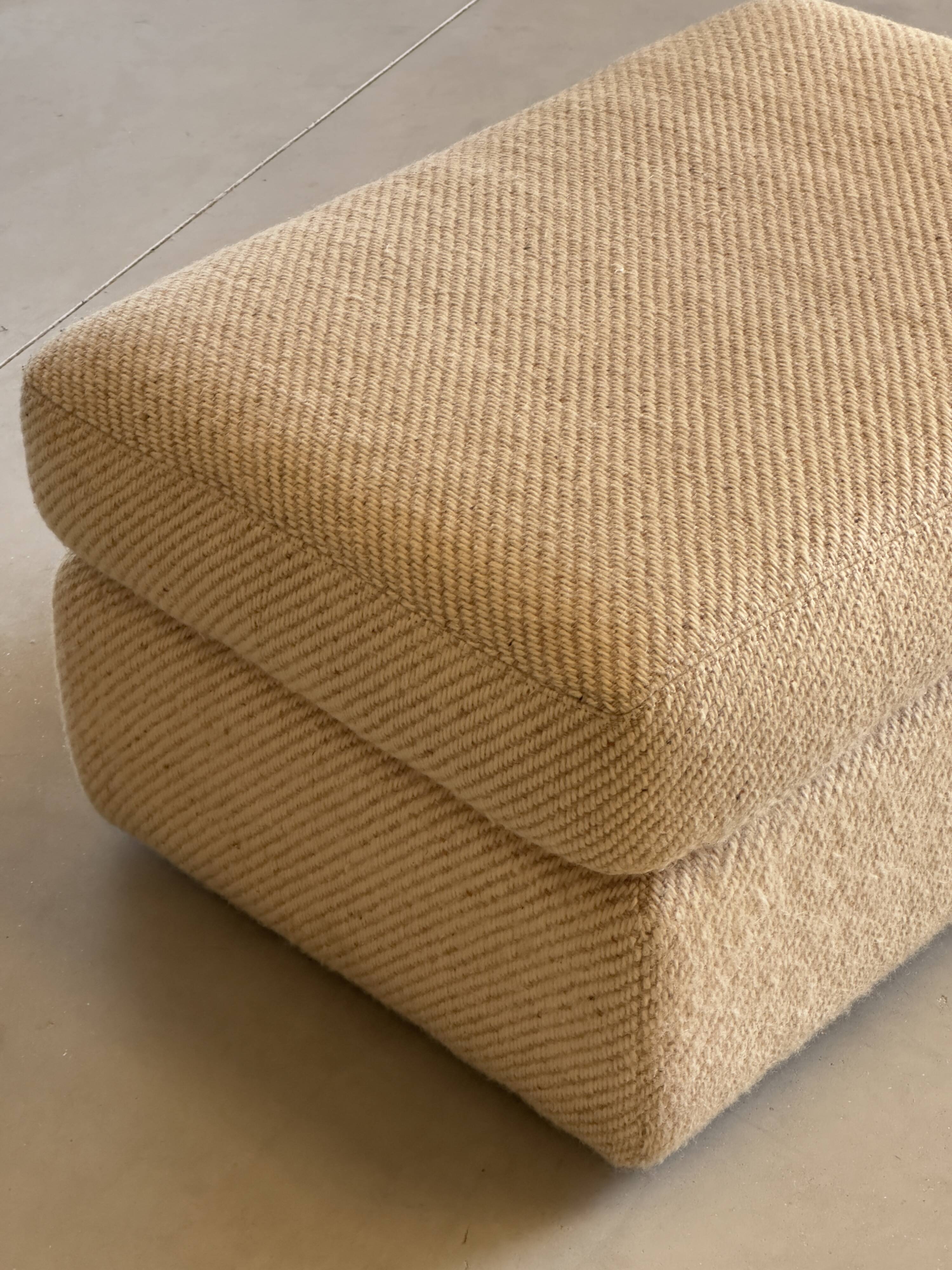 Pouf / Ottoman - Large pouf in textured beige fabric