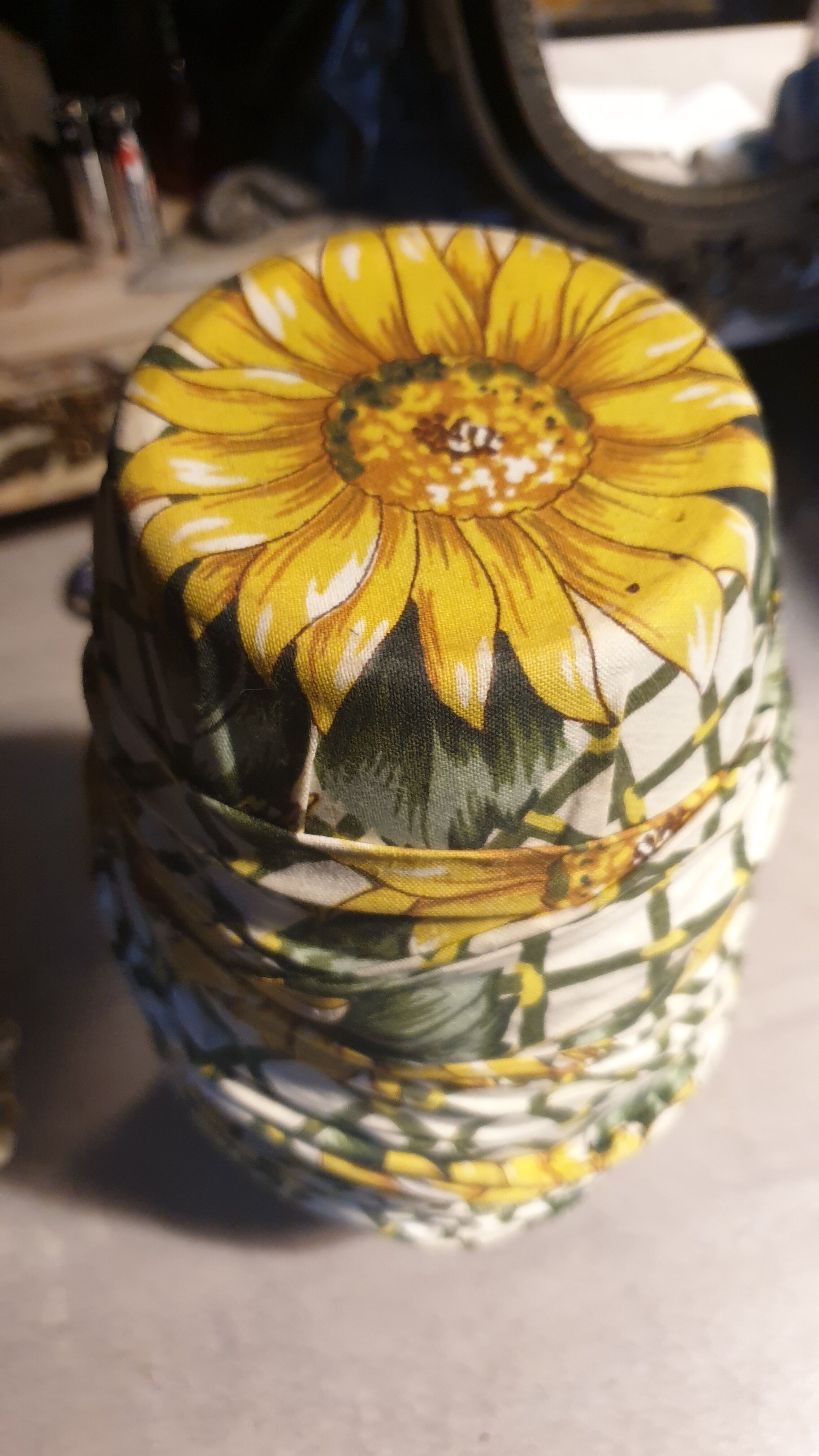 Vase and ceramic cup in fabrics