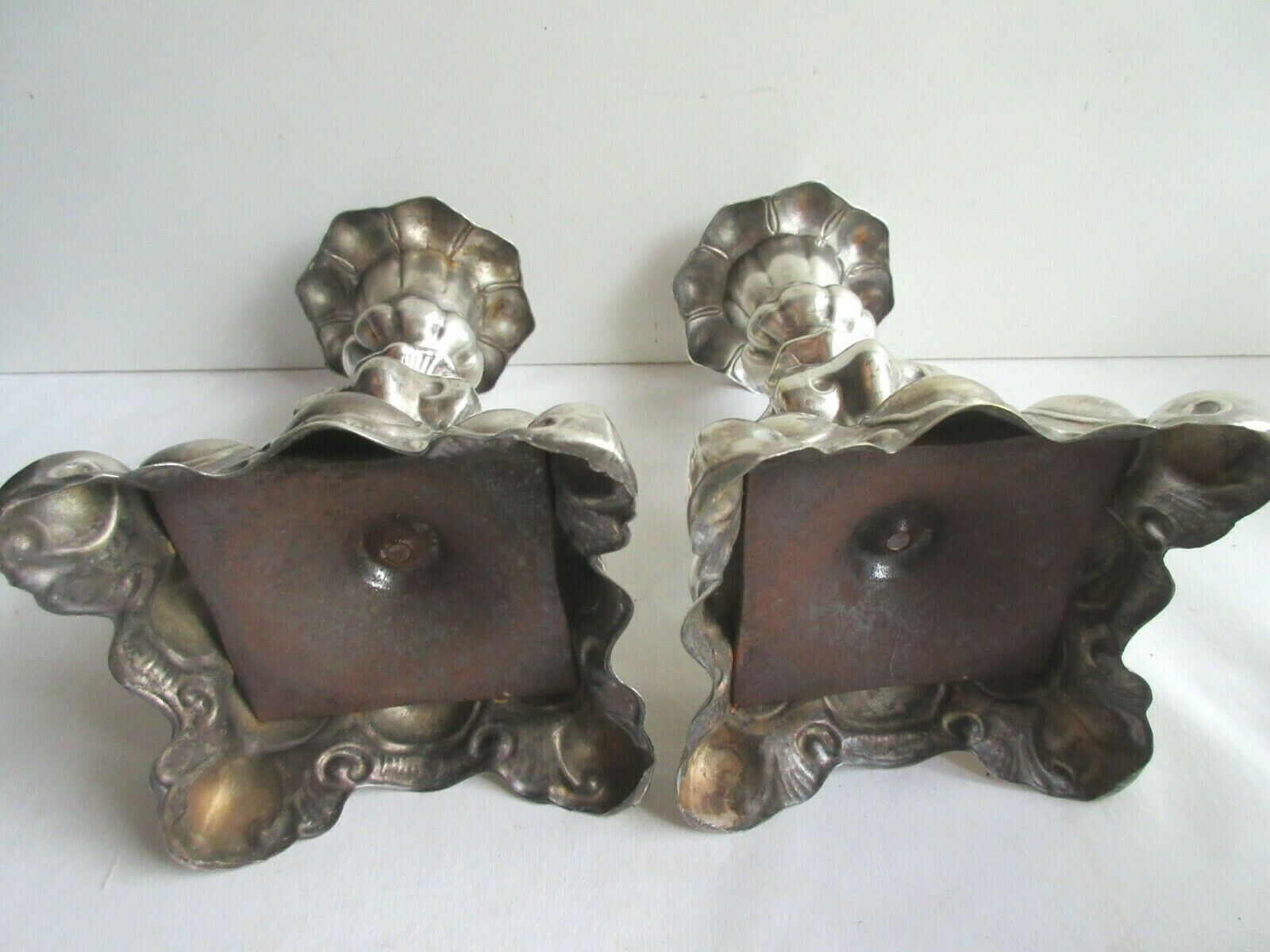 2 silver metal candlesticks, Louis XV style, 1900 era