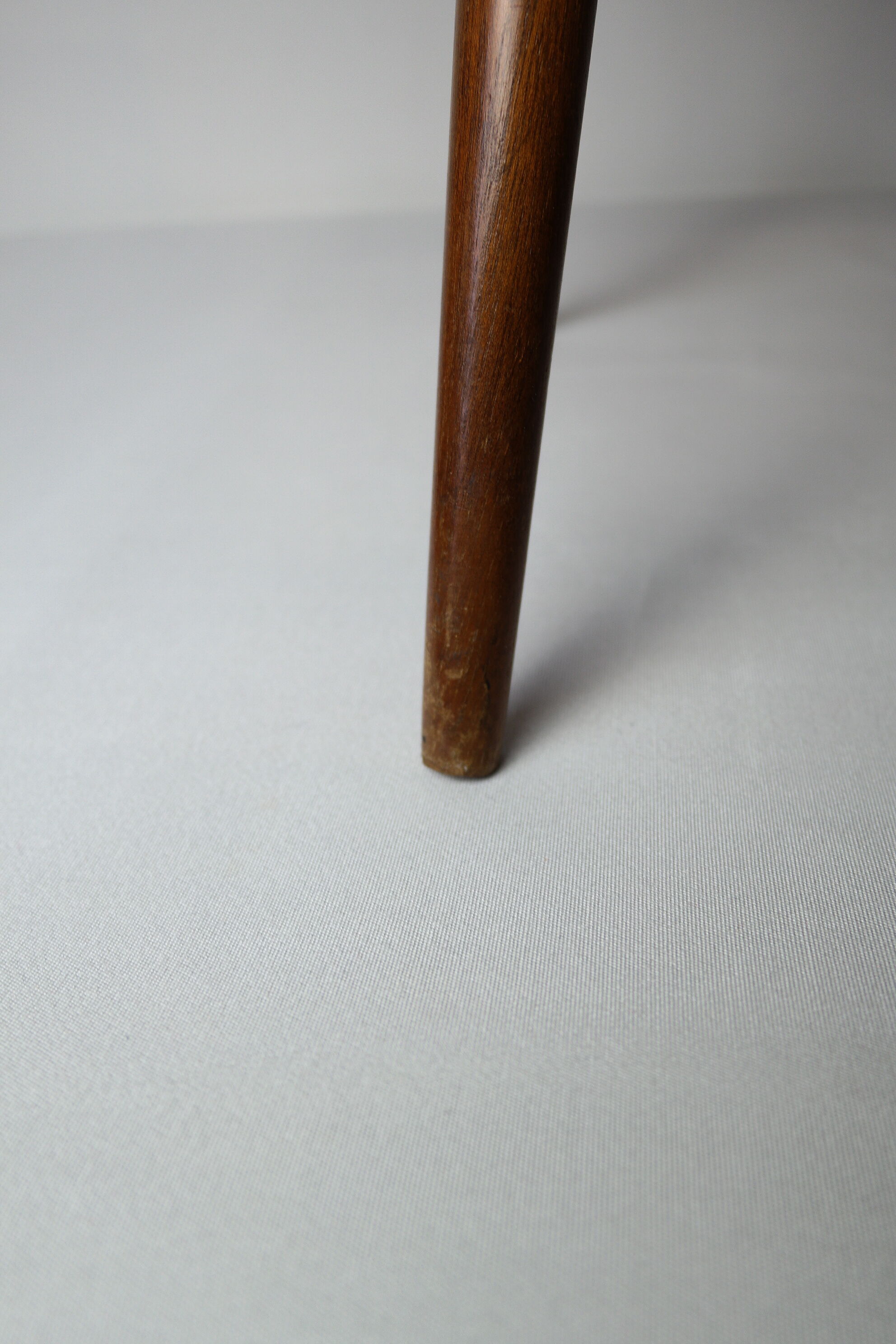 Sewing box in oak and mahogany 1950