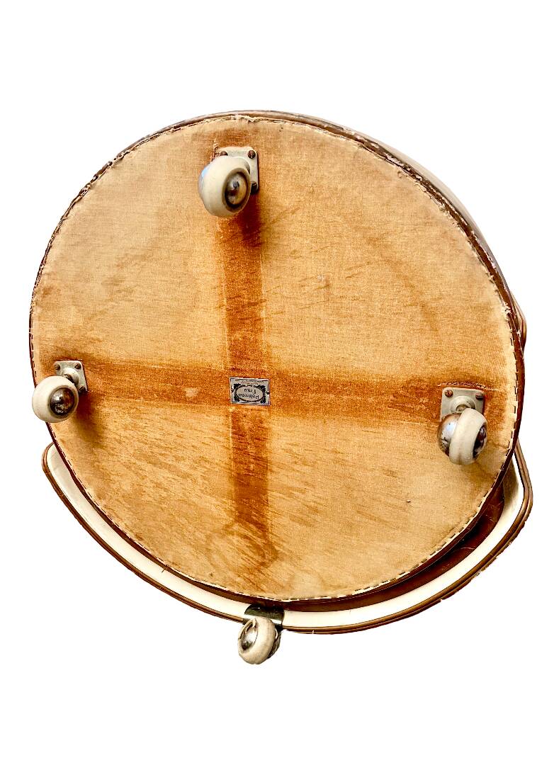 (seat only) vanity dresser dilly dally - Poltrona Frau by Luigi Massoni