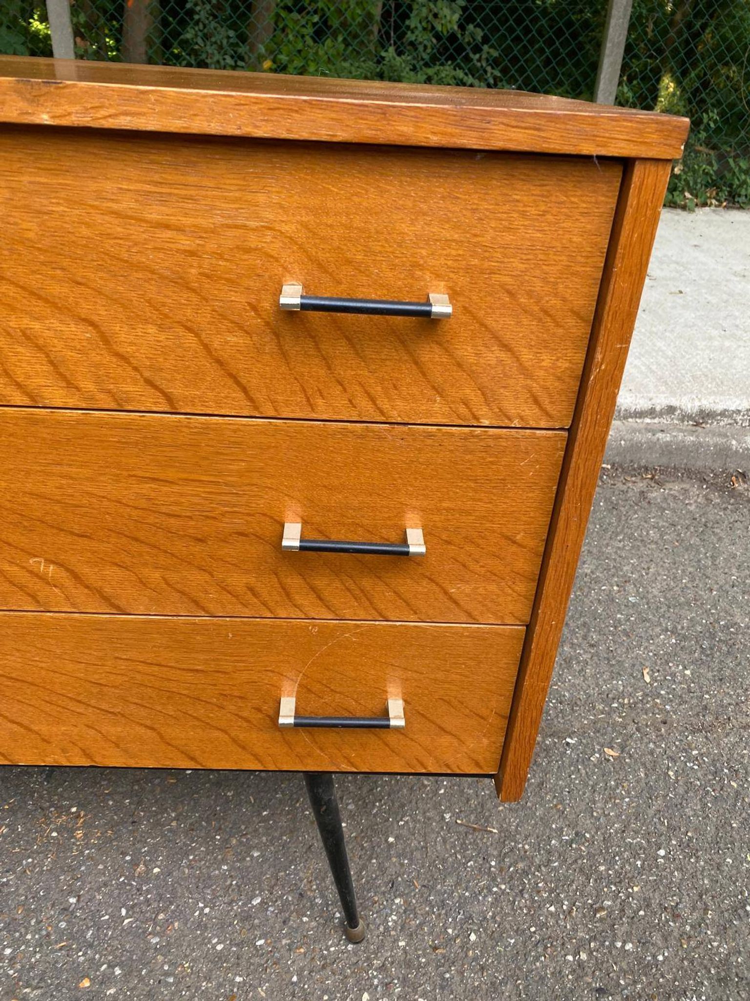 Scandinavian chest of drawers with 3 drawers in oak from the 50s