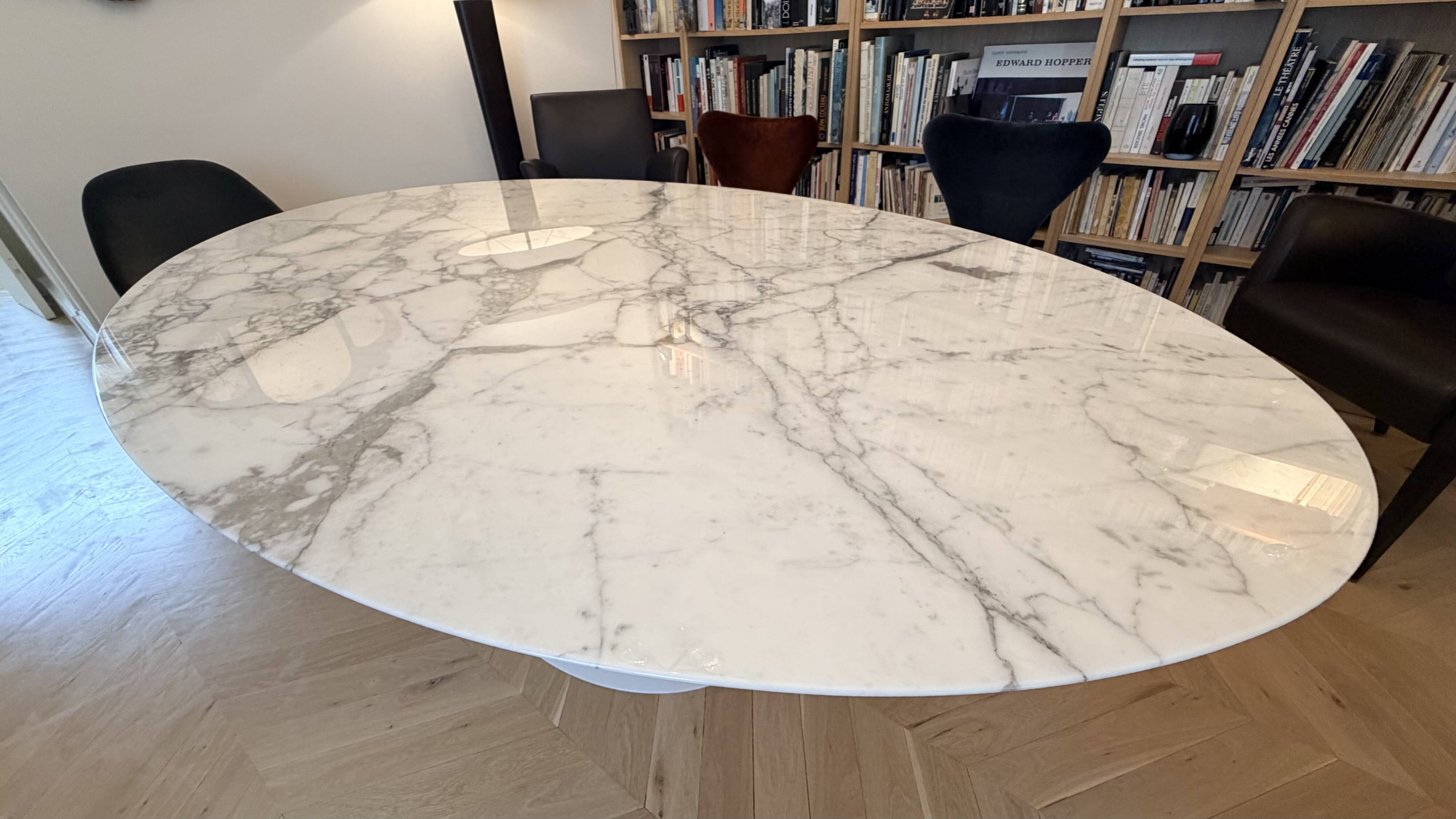 Saarinen table made of marble