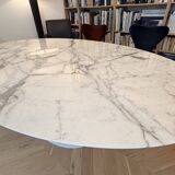 Saarinen table made of marble