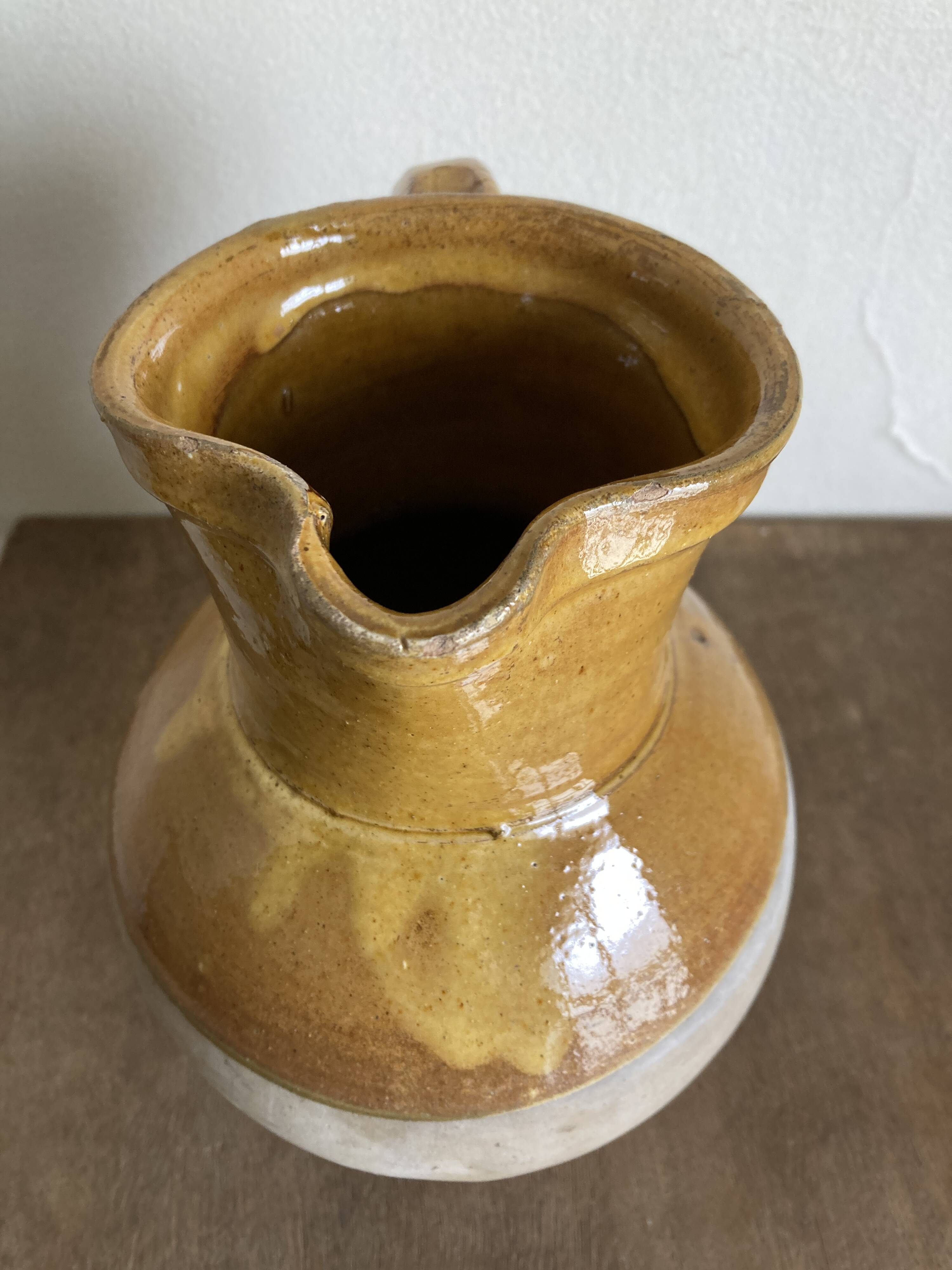 Country vase pitcher in glazed earthenware 1960 Provence