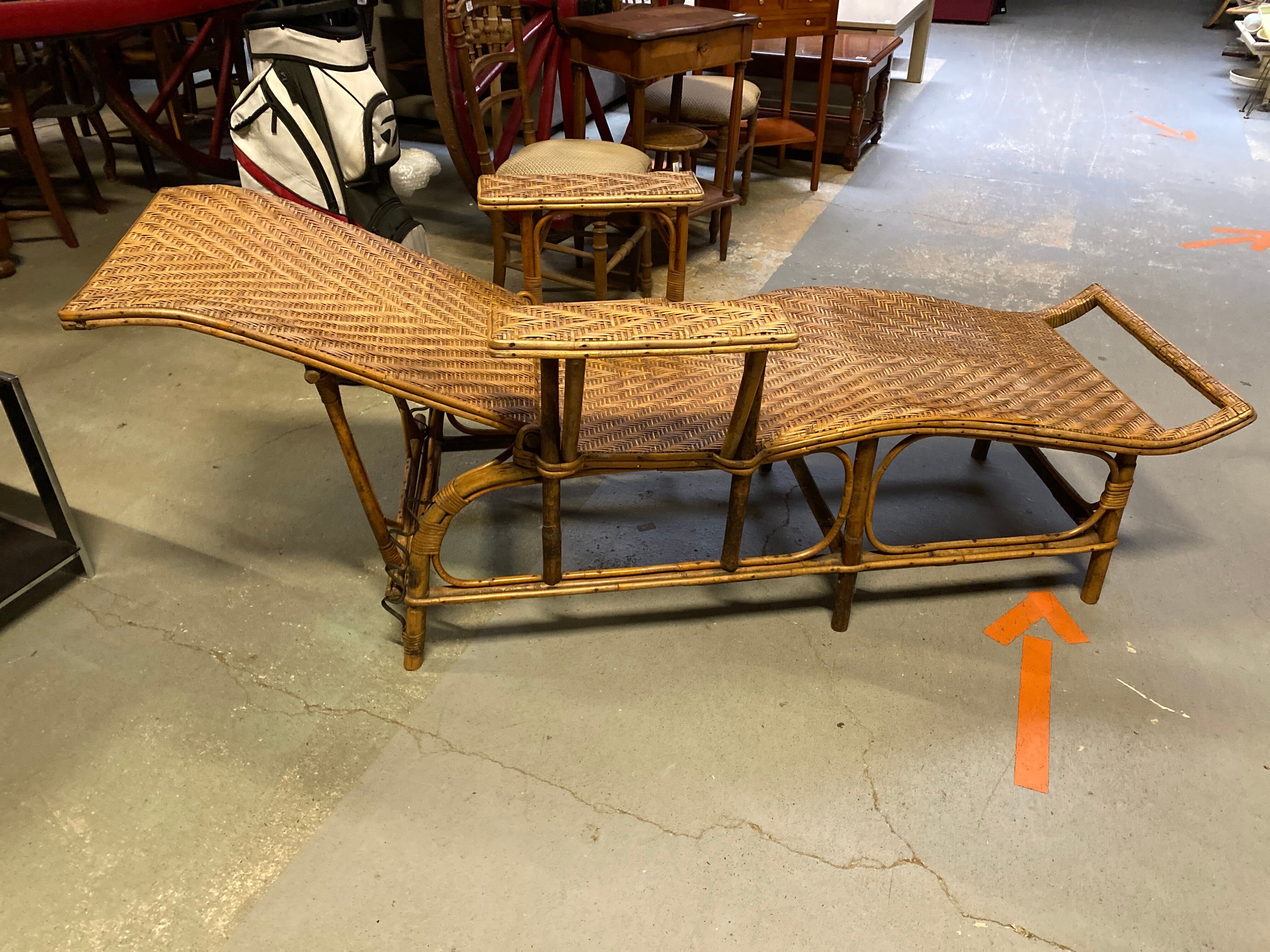 Wicker rattan chaise longue