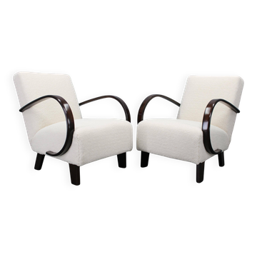 1940s Art Deco armchairs by Jindřich Halabala, beech wood upholstered