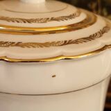 Coffee/tea pot, milk jug and sugar bowl