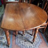 Dining room table