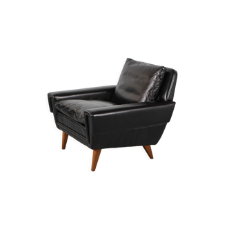 Mid Century Black Leather and Teak Scandinavian Armchair, Denmark, circa 1970