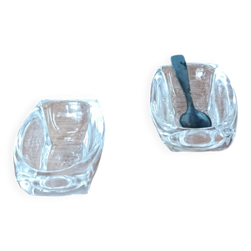 salt and pepper shaker