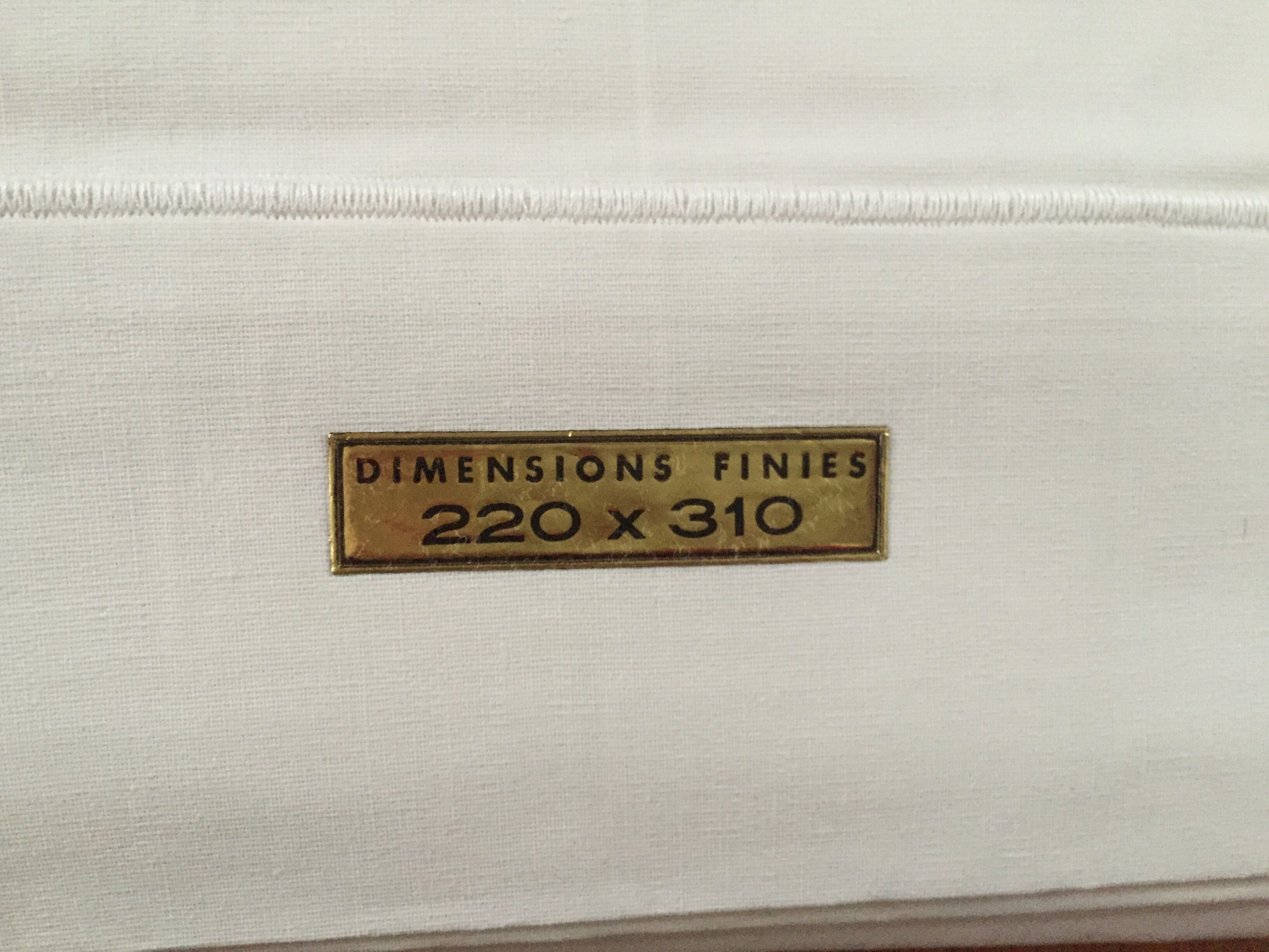 Old sheet new 220 x 310 in cotton