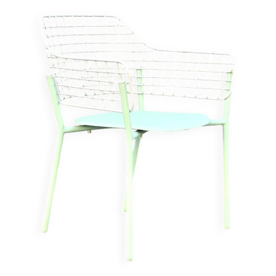 Chaise Lyze, EMU