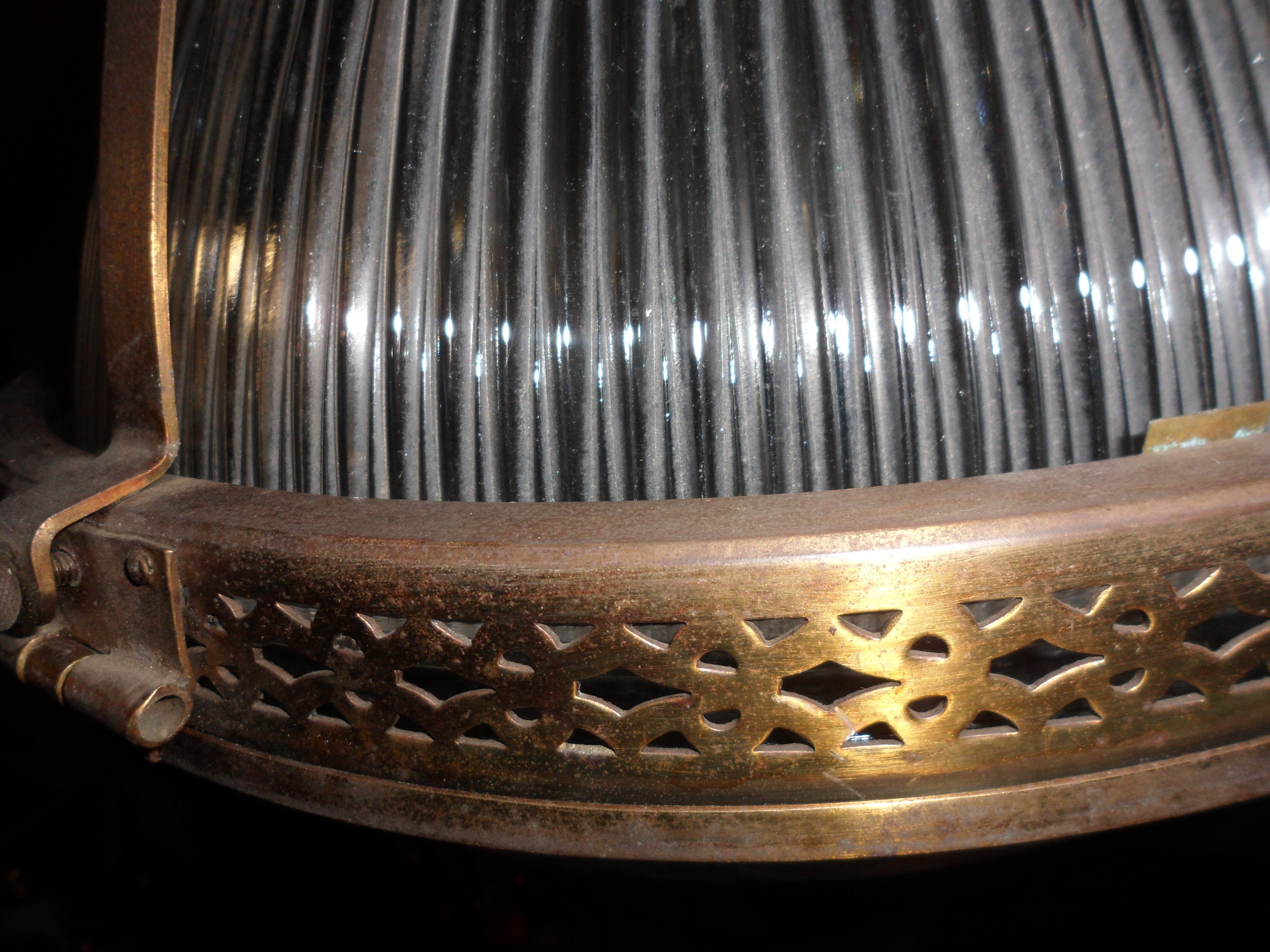 Holophane hanging lamp