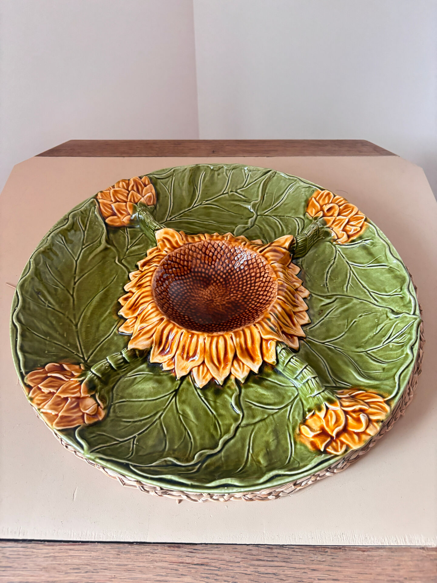 Sunflower plate slipware
