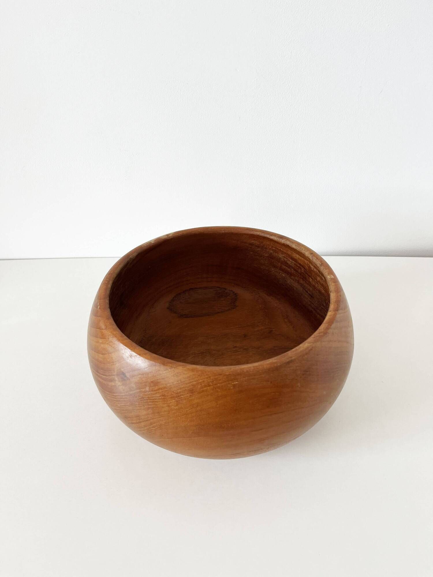Large dish or wooden catchall from the 1960s.