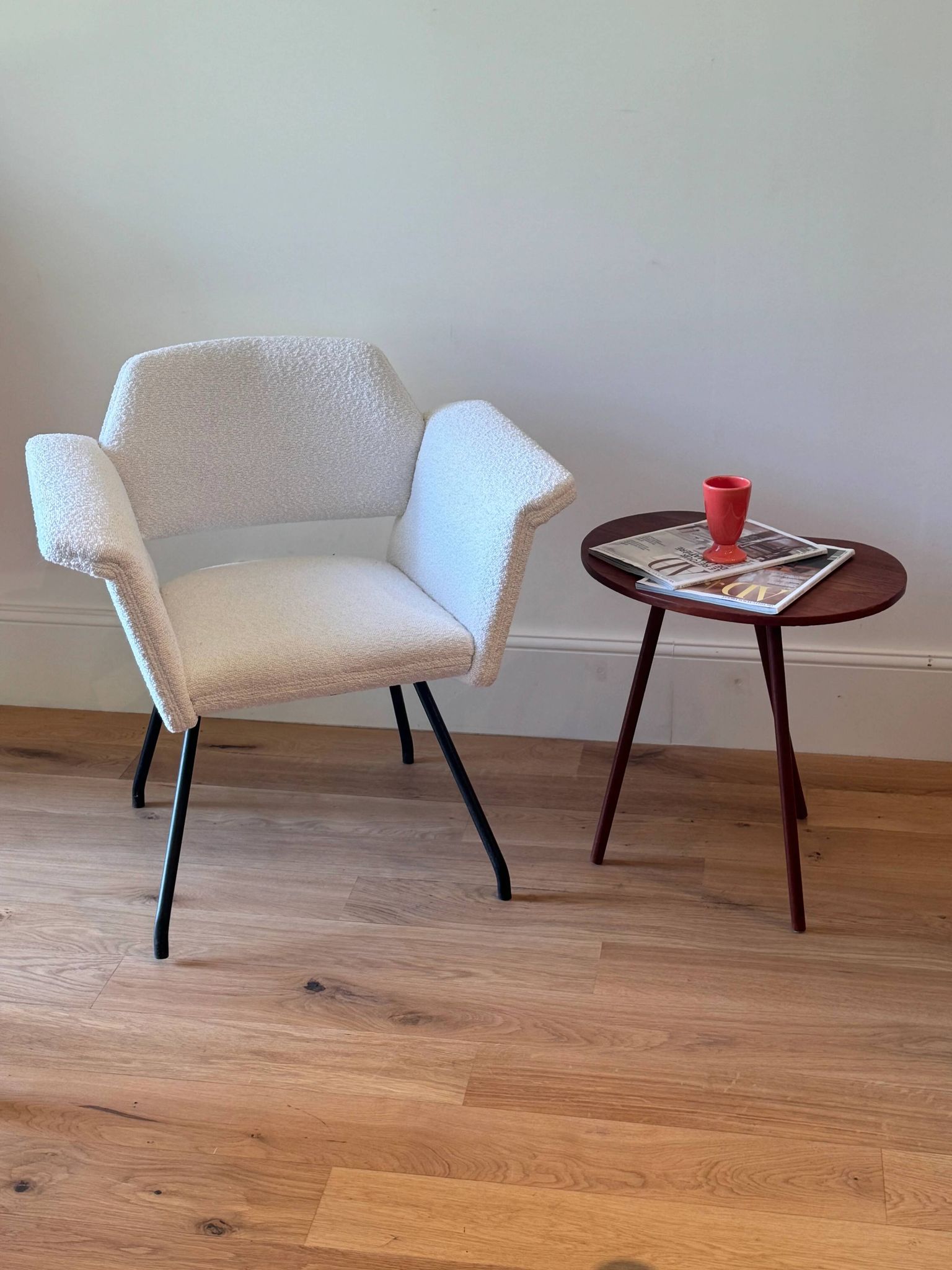 Vintage Scandinavian tripod side table in teak "Frya"