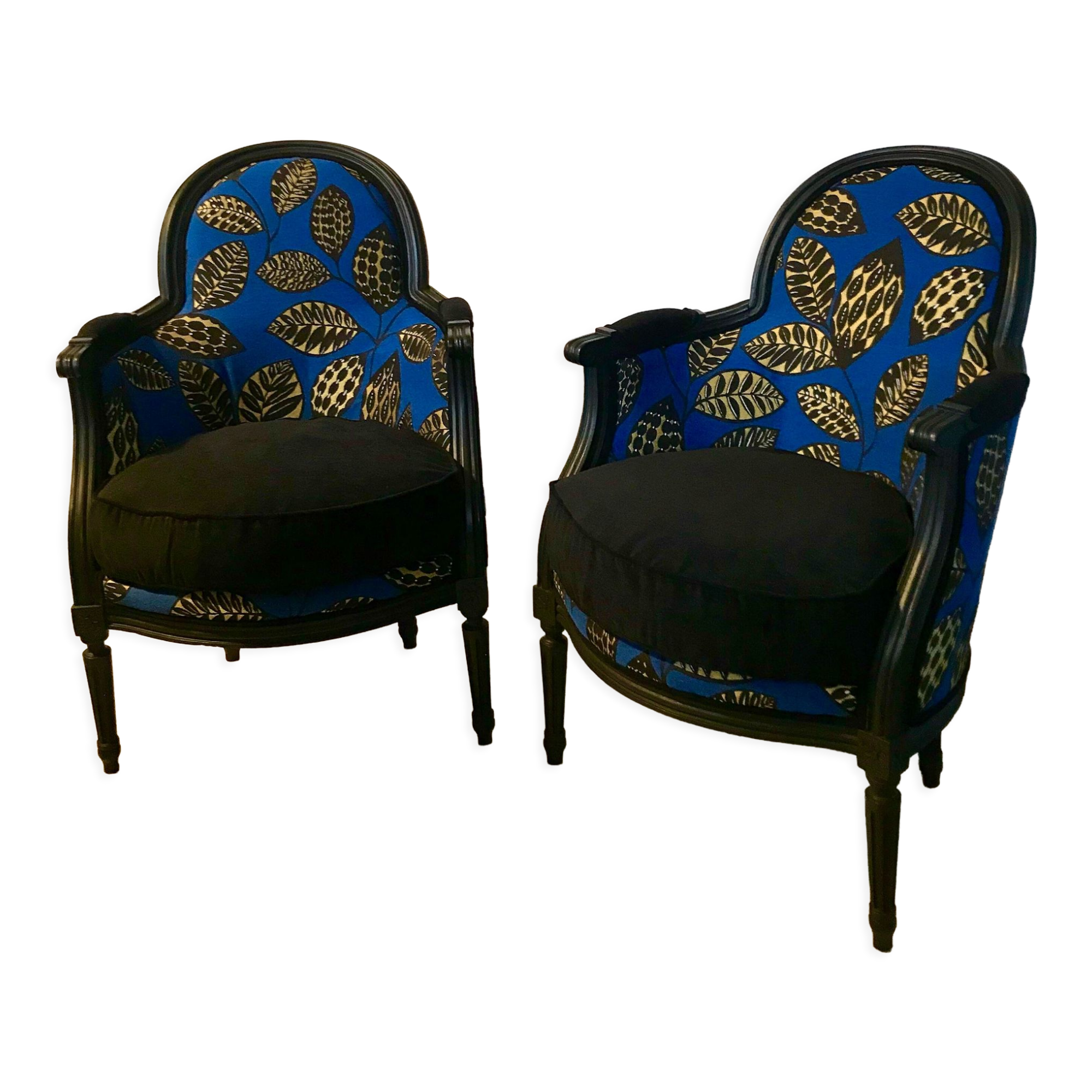 2 fully restored antique bergère armchairs