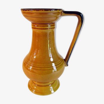 Ceramic handle vase