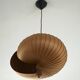 Lampe de plafond Nautilus en bois attribuée à Hans Agne Jakobsson, années 1960.