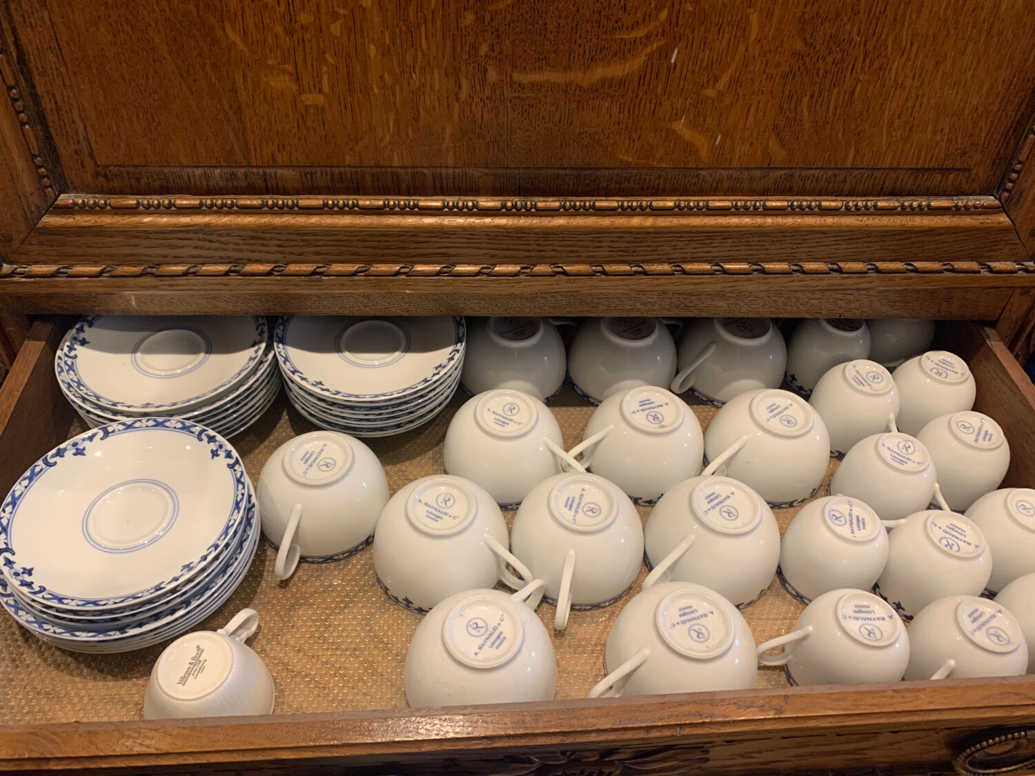 Amphitrite tableware service Ervuis and Raynaud 64 pieces