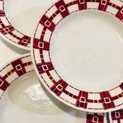 5 hollow plates in burgundy and red earthenware Stuart mill ds loups