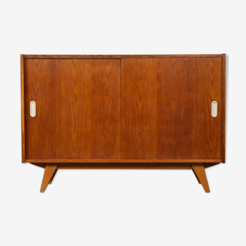 Commode en chêne, modèle U-452, par Jiri Jiroutek pour Interier Praha, 1960