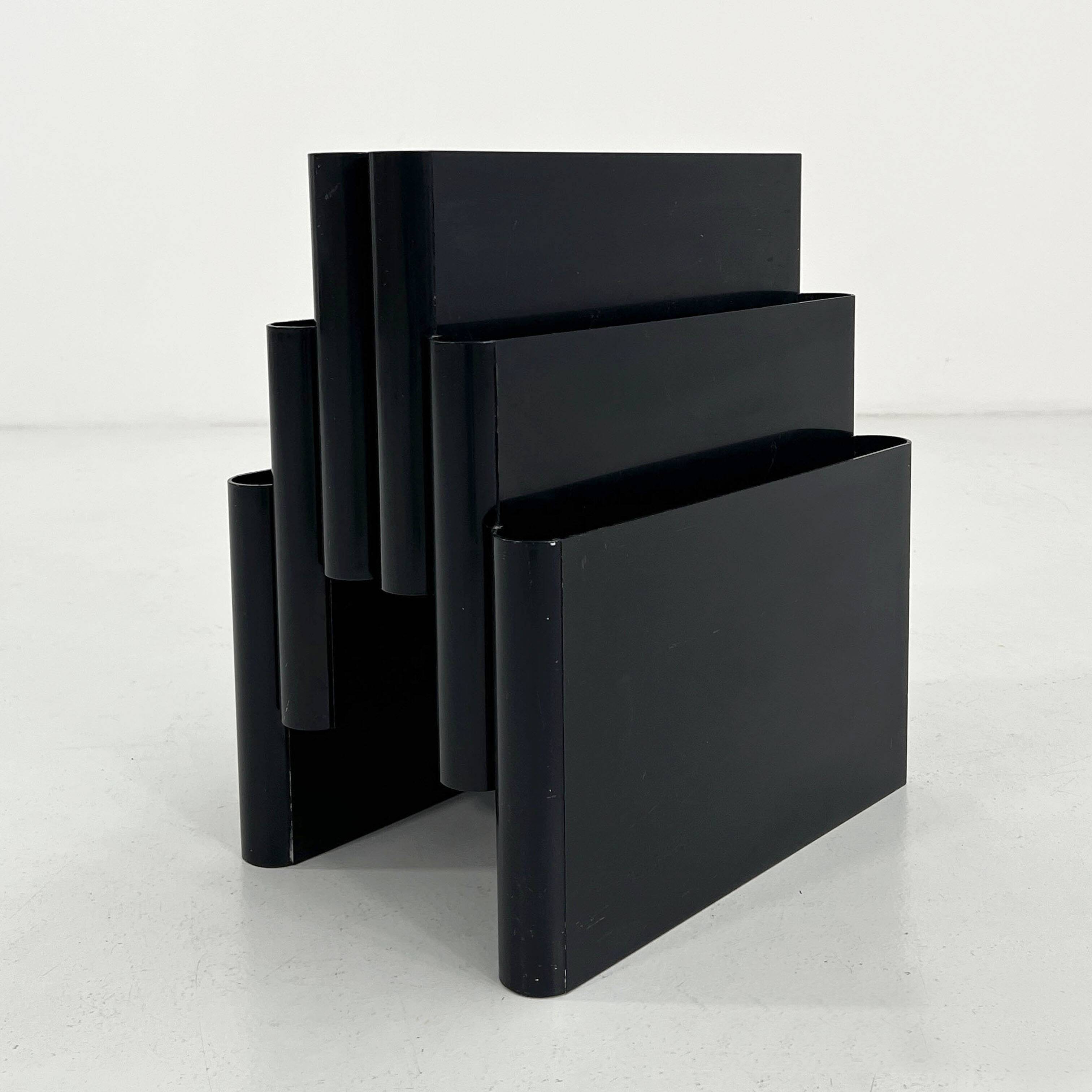 Black magazine rack by Giotto Stoppino for Kartell, 1970