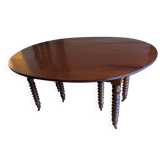 Extendable walnut table
