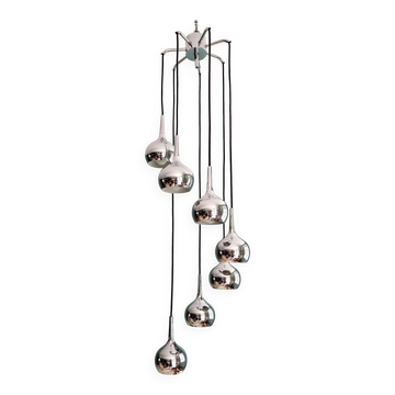 Grand lustre cascade en métal chromé, design Hans-Agne Jakobsson, 1960-70