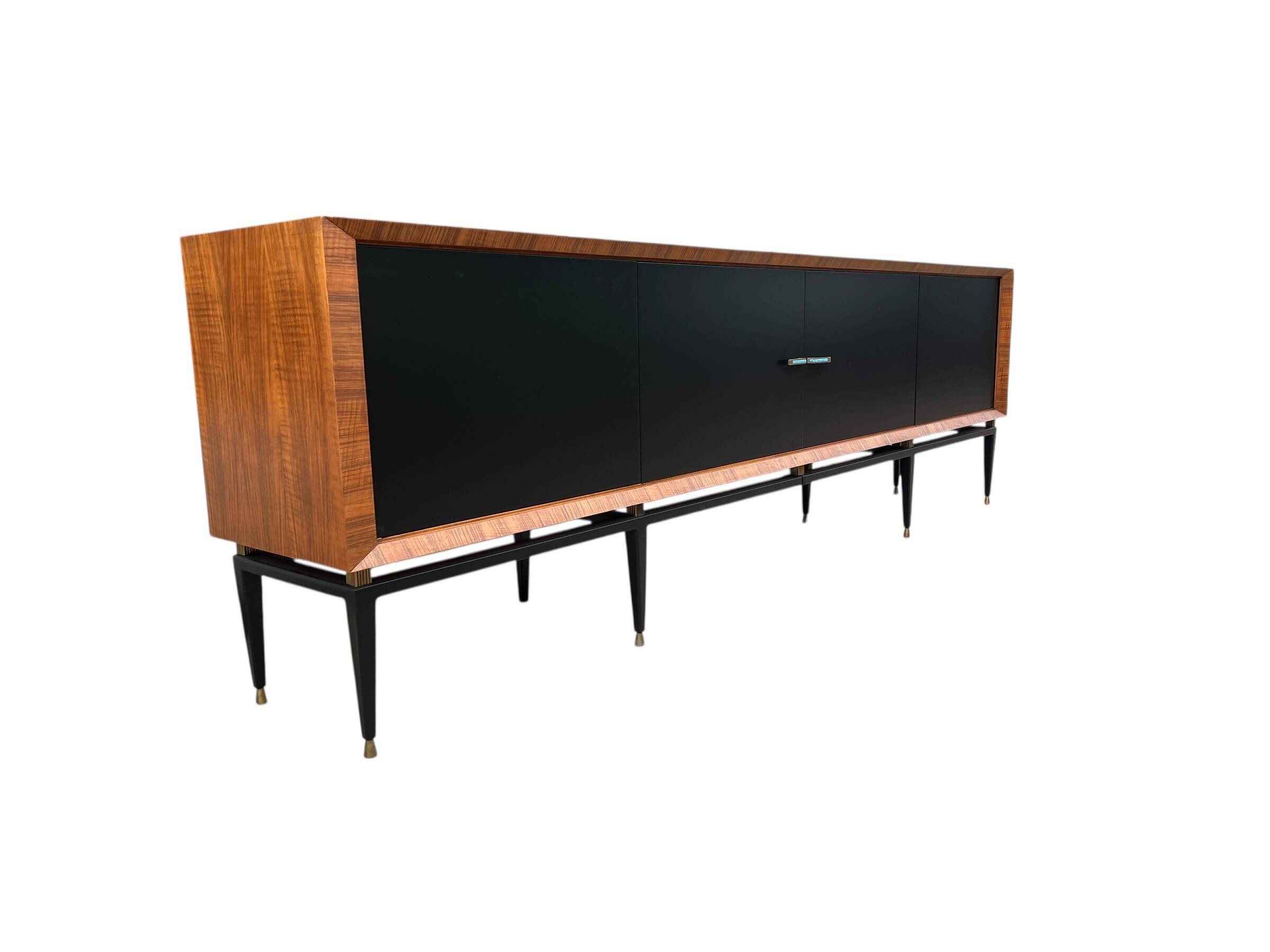 Buffet français, années 1950, noyer
