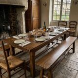 Solid oak farmhouse bench, 160cm in length.