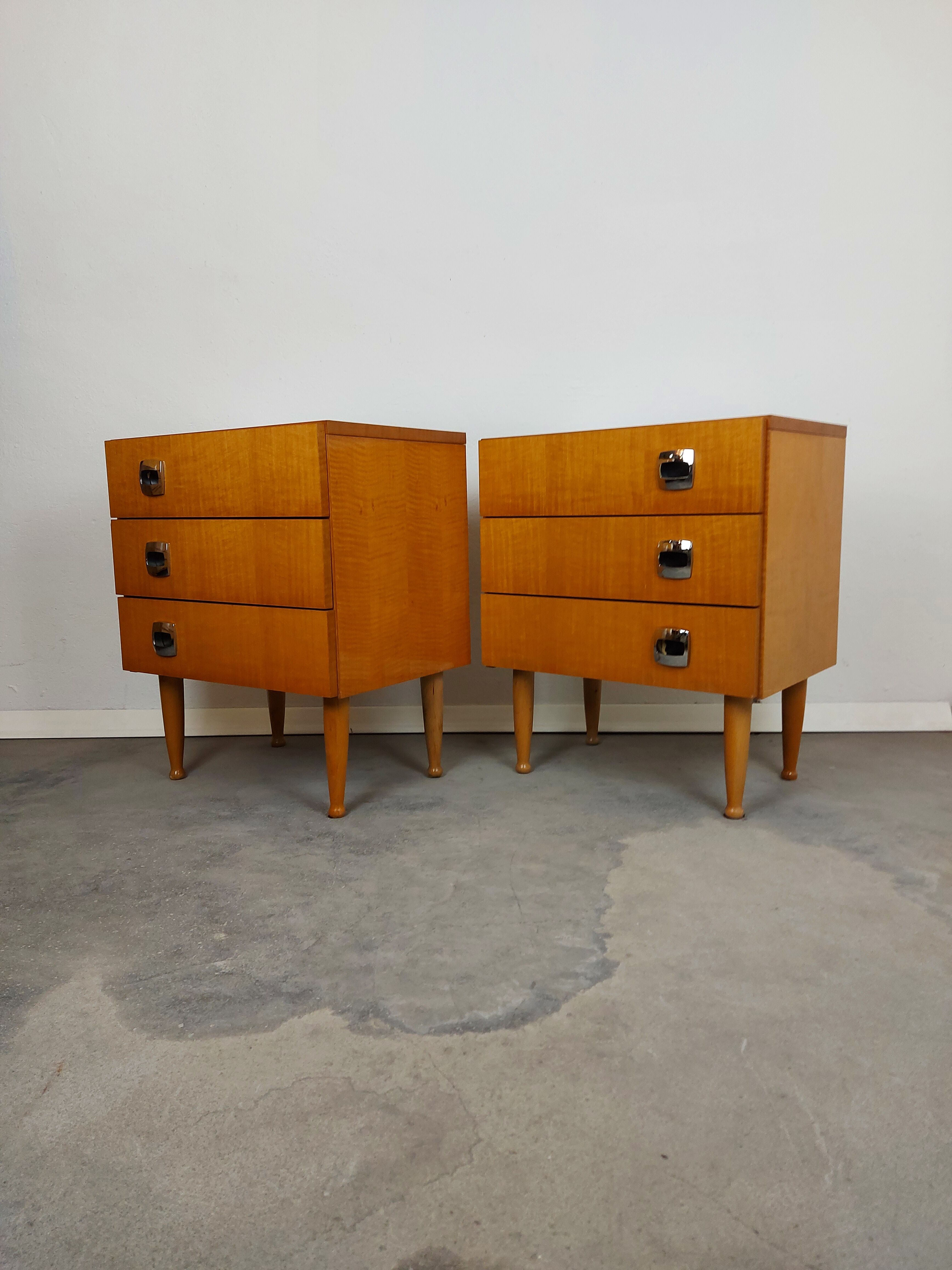 Bedside table/Nightstand, pair