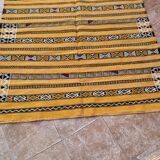 Tapis Kilim Berbère Jaune Fait Main 226 X 150