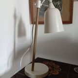 Desk lamp