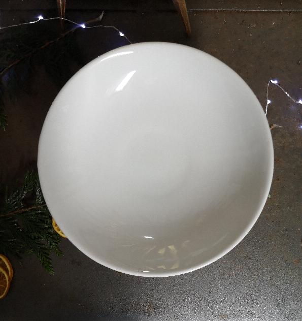 Standing cut, porcelain compotier