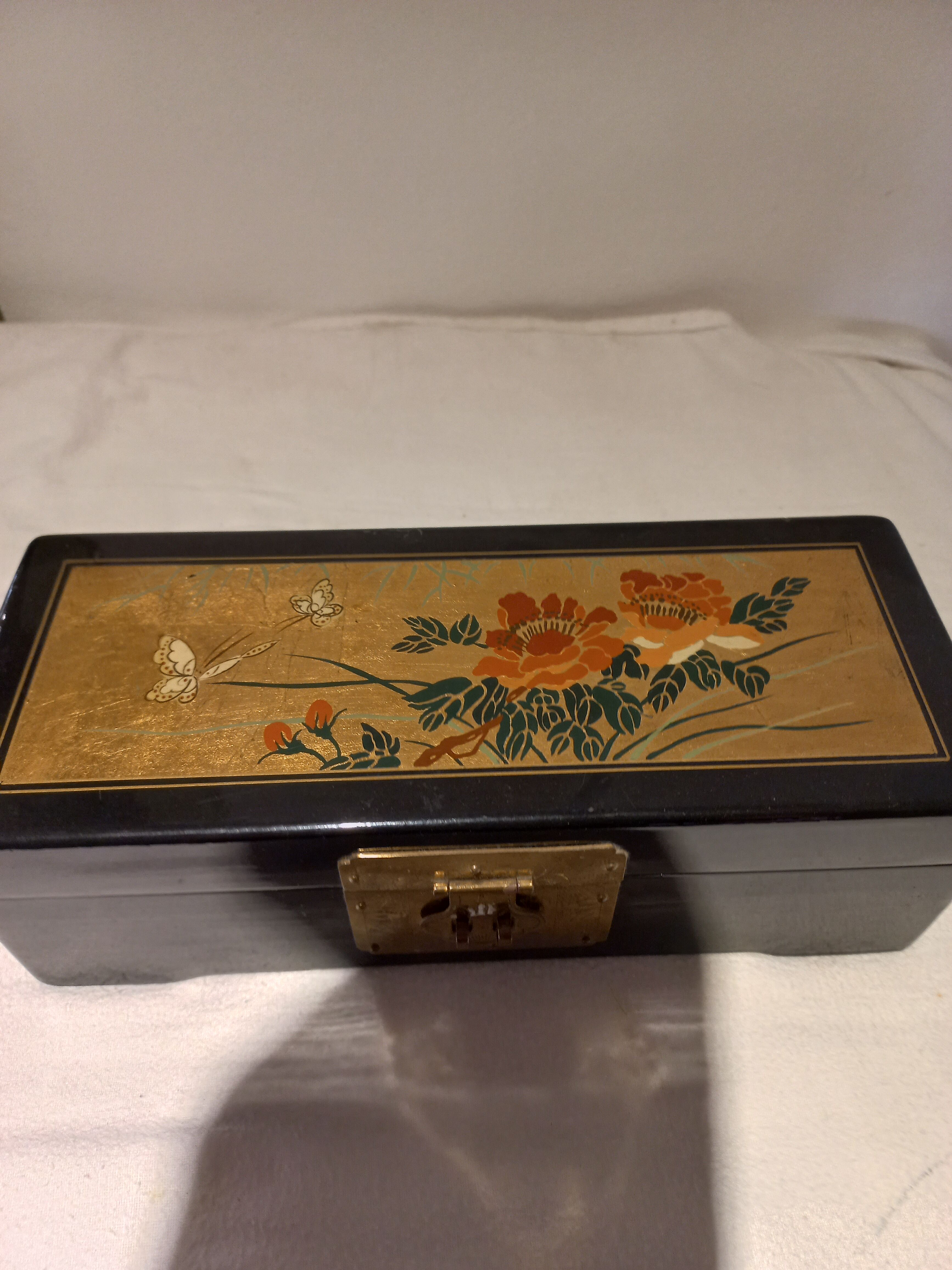 Chinese lacquer jewelry box