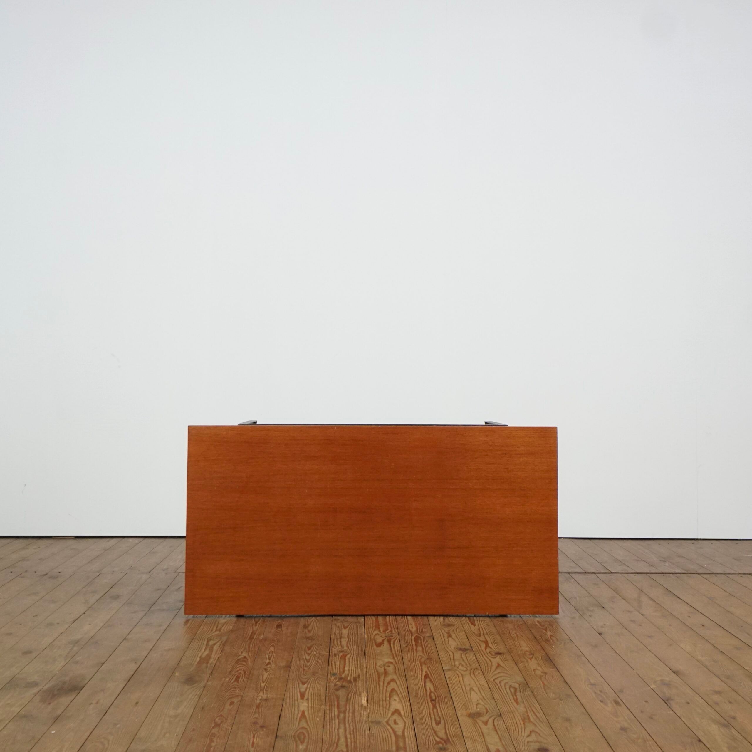 T-Angle coffee table by Florence Knoll