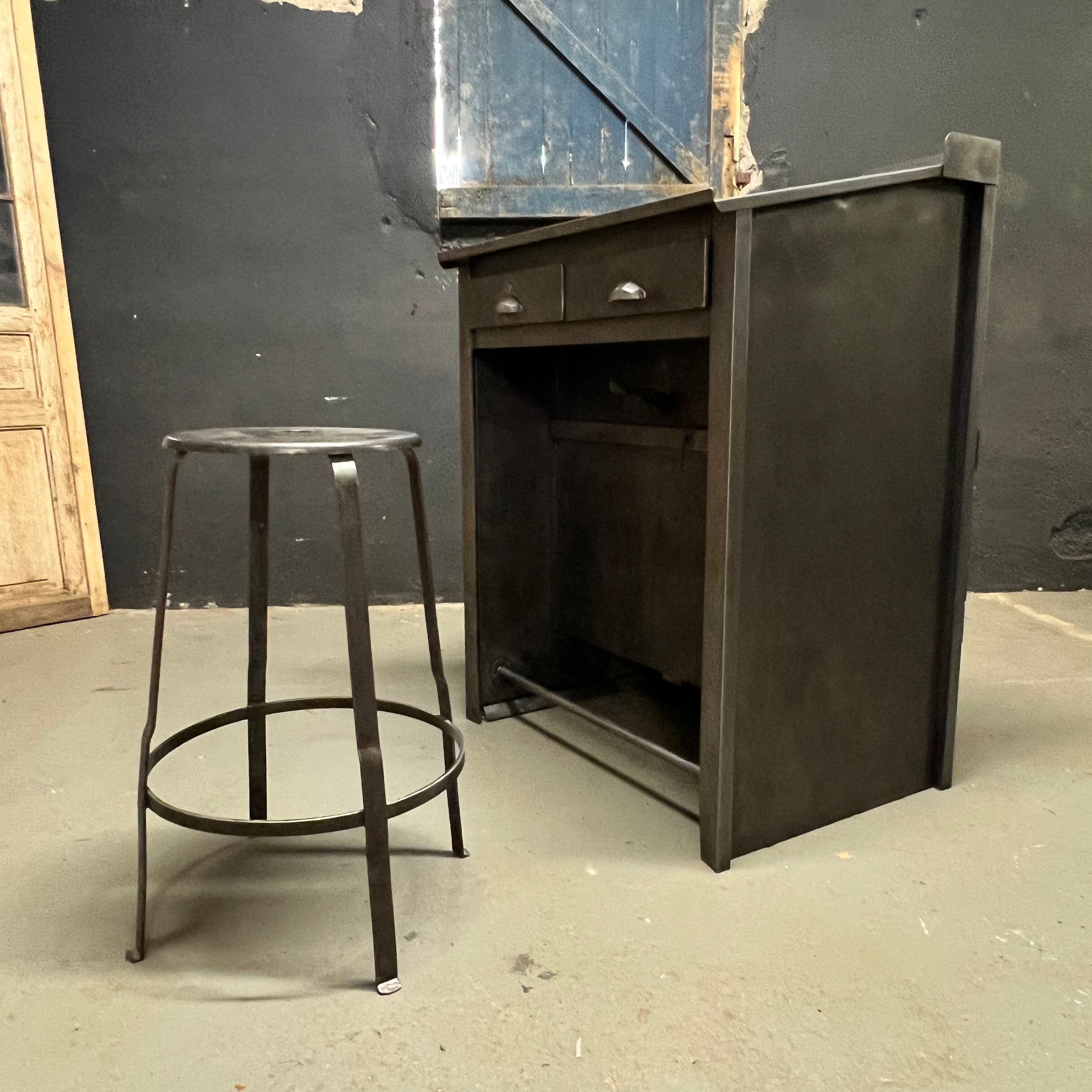 Valentine 1940 industrial paint counter