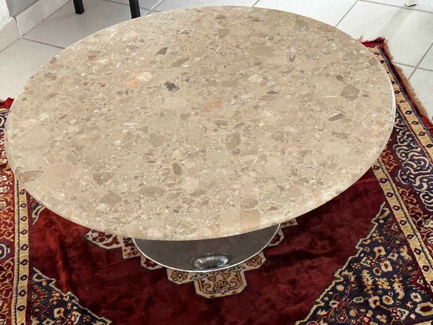 Table basse pied tulipe marbre vintage 1970