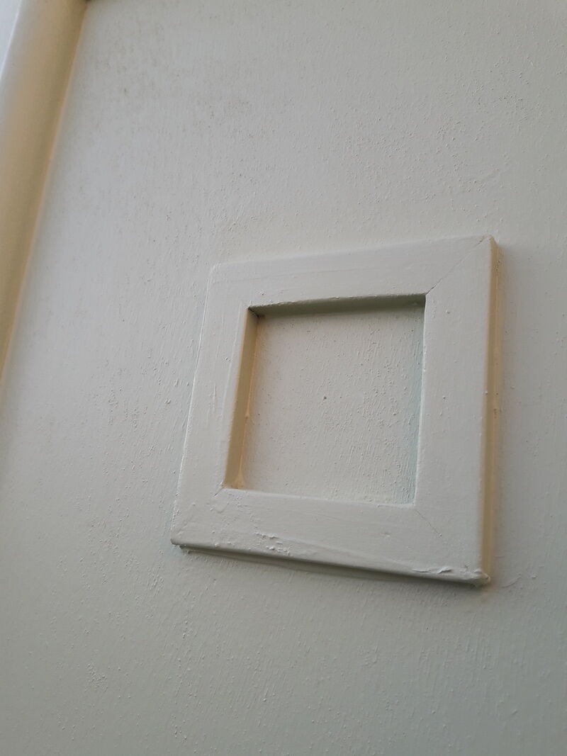 Door 231,5x94,5cm of communication formerly landing