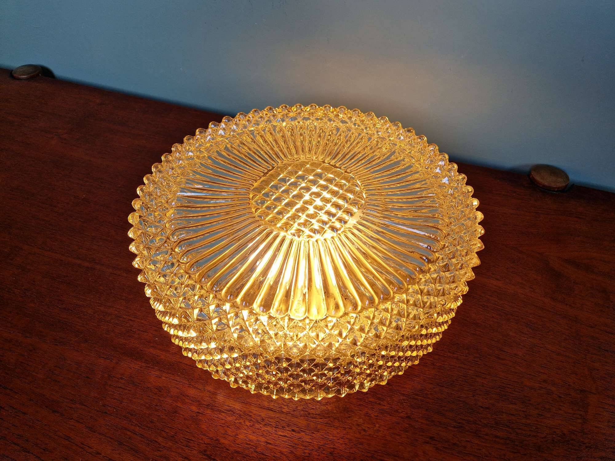 Plafonnier ou applique murale en cristal ambré et métal doré, 1970