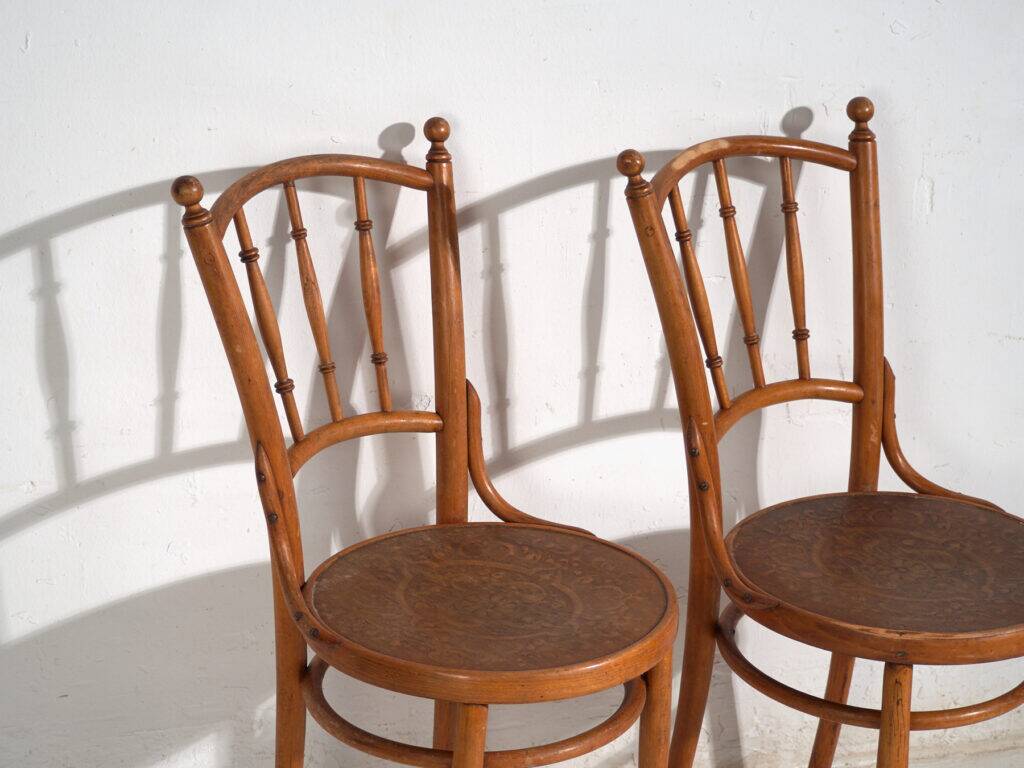 Set of 2 antique bentwood chairs – Central Europe, circa 1900