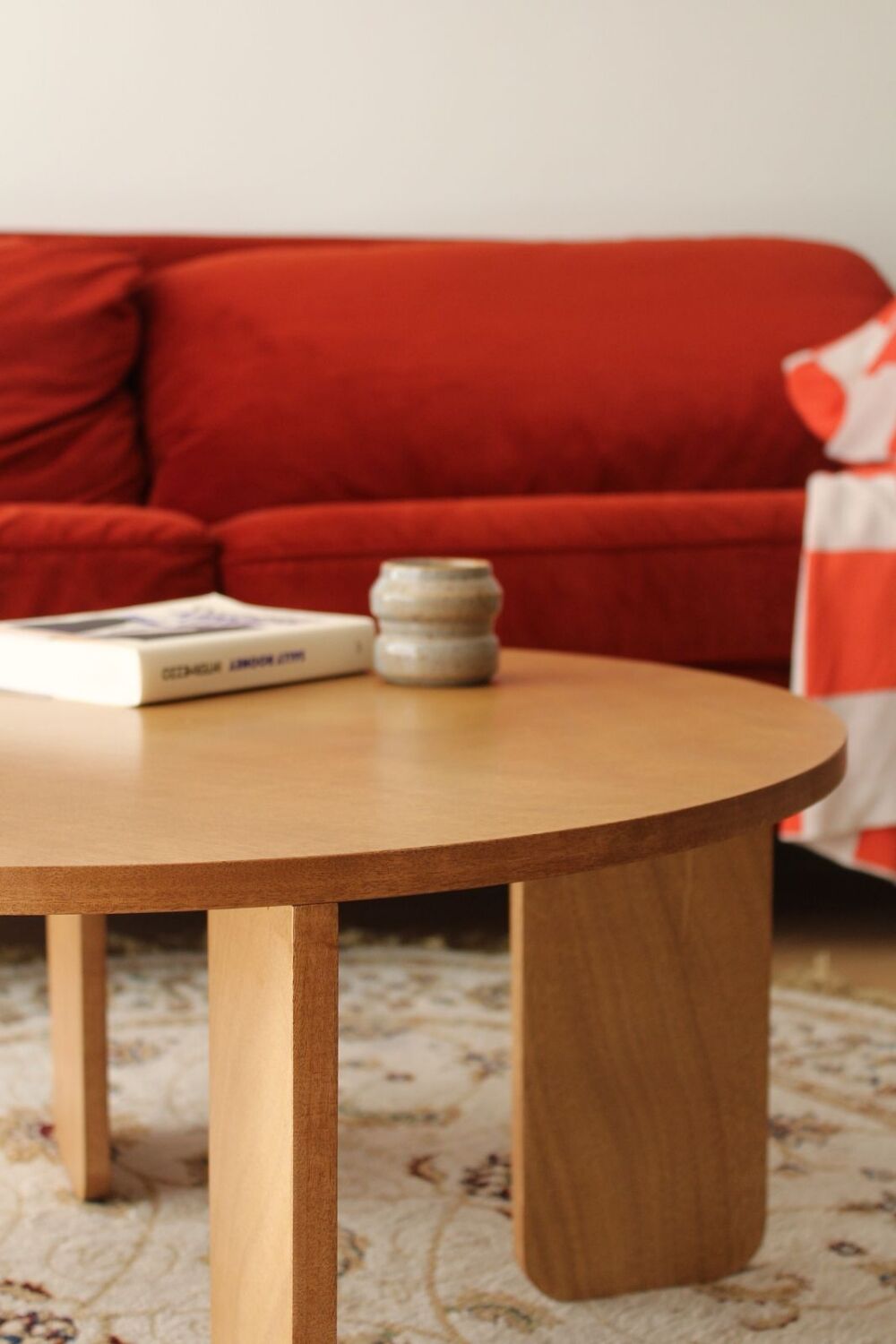 Table basse ronde contreplaqué