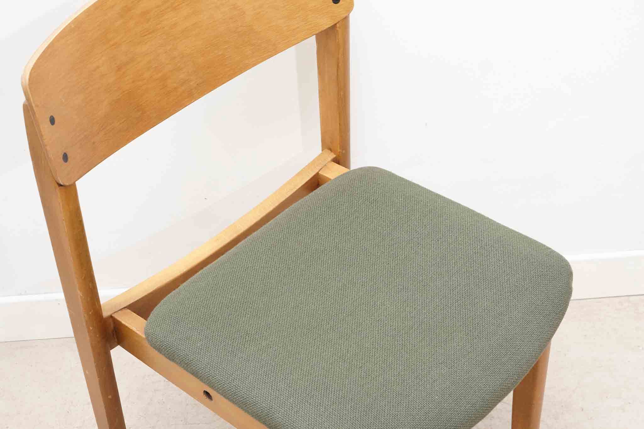 Scandinavian style bistro chair in oak and green