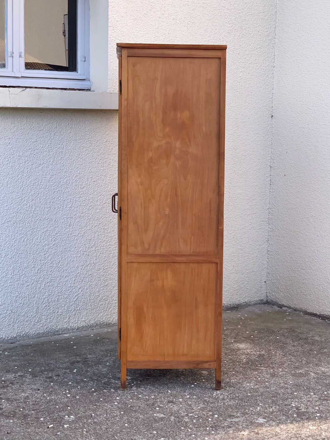 Vintage Parisian cabinet 1970s