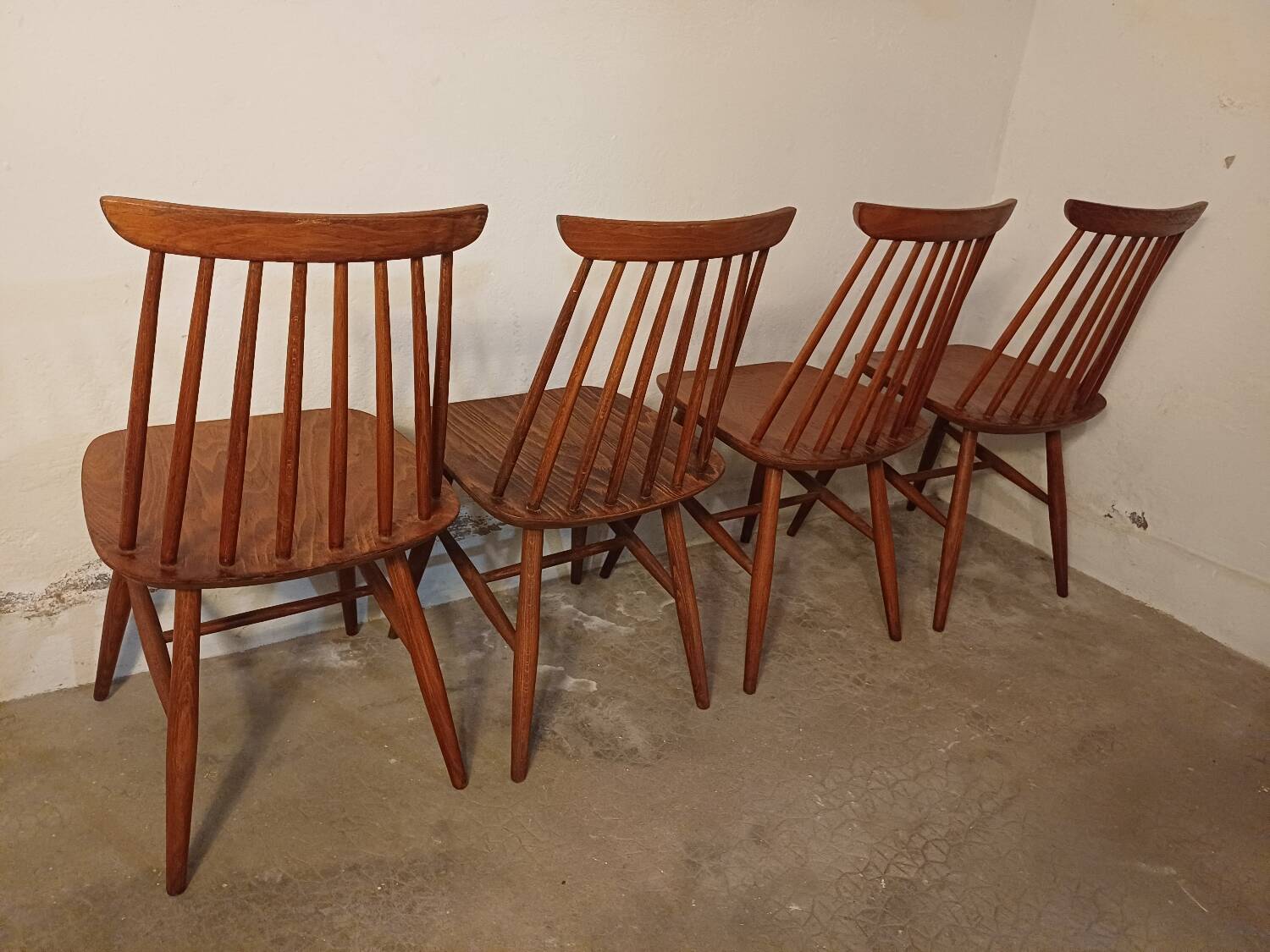 Set of 4 Scandinavian chairs