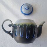 Black stoneware teapot