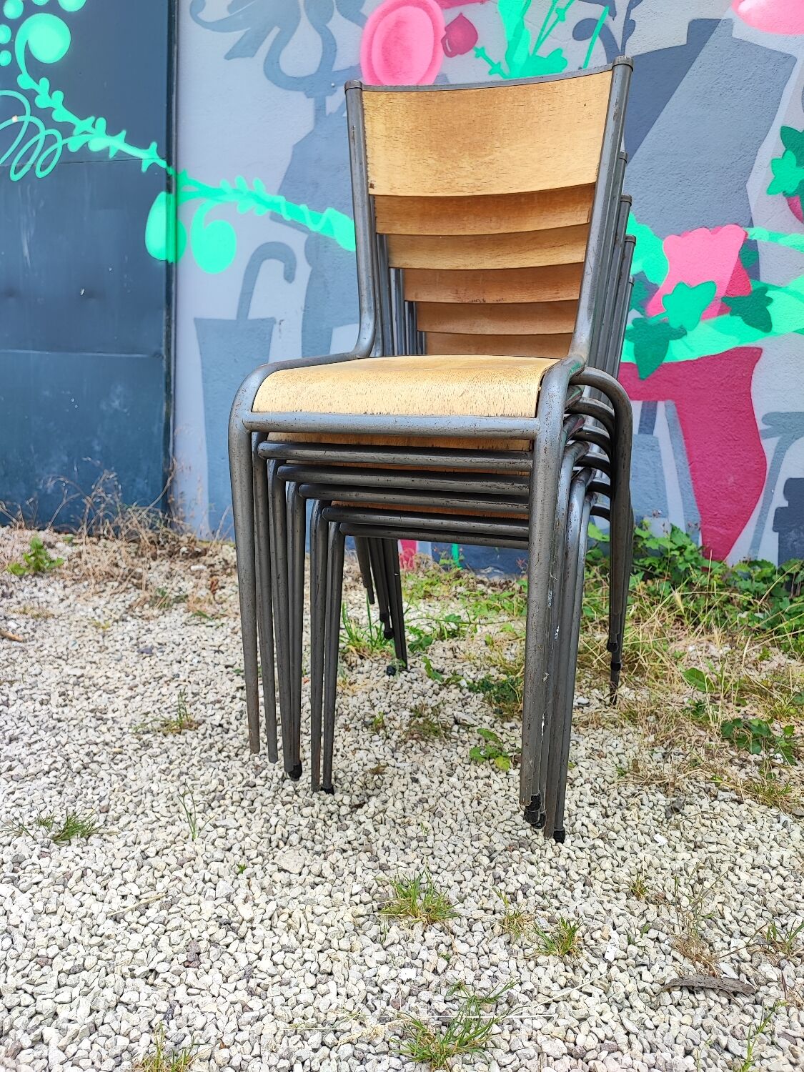 Six Mullca 510 school chairs with tapered legs